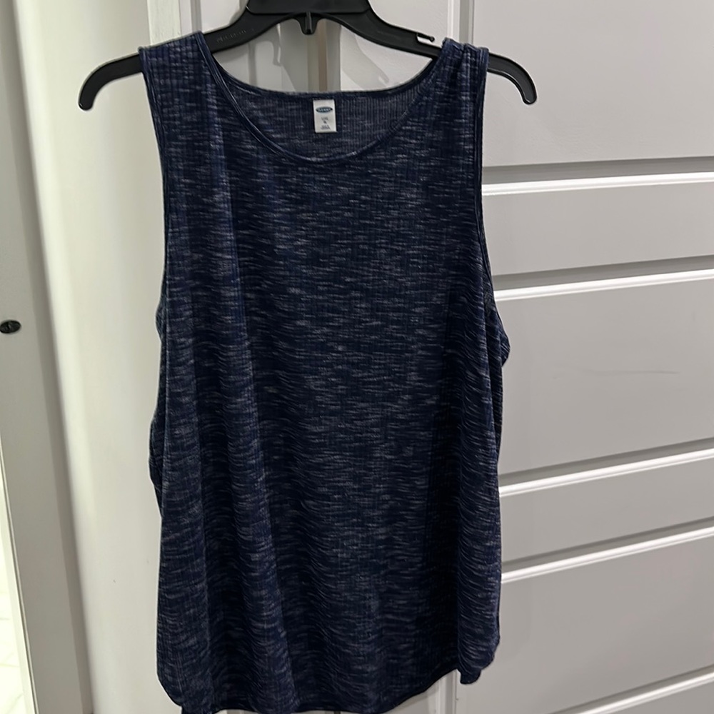 Women’s Old Navy brand size XL blue heathered top, new with tags